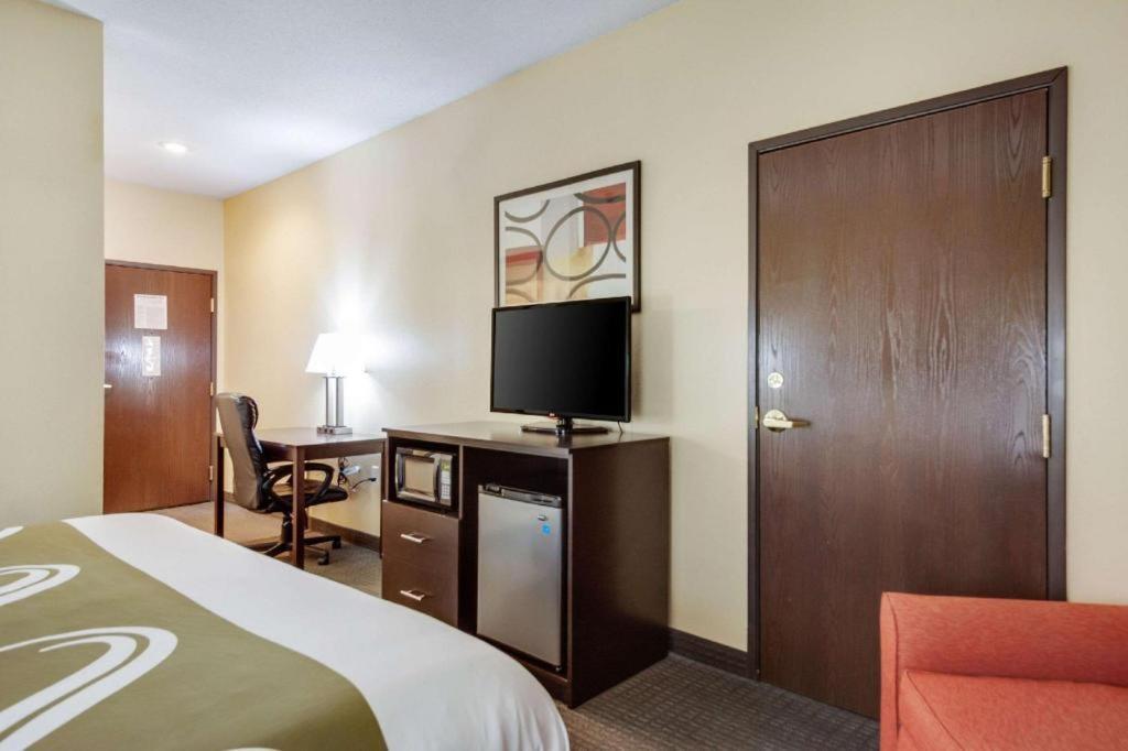 Quality Inn & Suites Arbor Ngoại thất bức ảnh