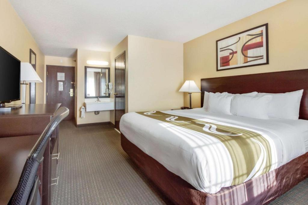 Quality Inn & Suites Arbor Ngoại thất bức ảnh