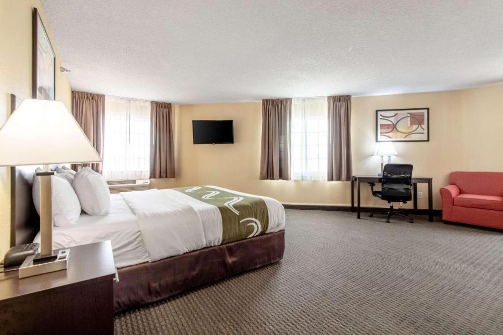 Quality Inn & Suites Arbor Ngoại thất bức ảnh
