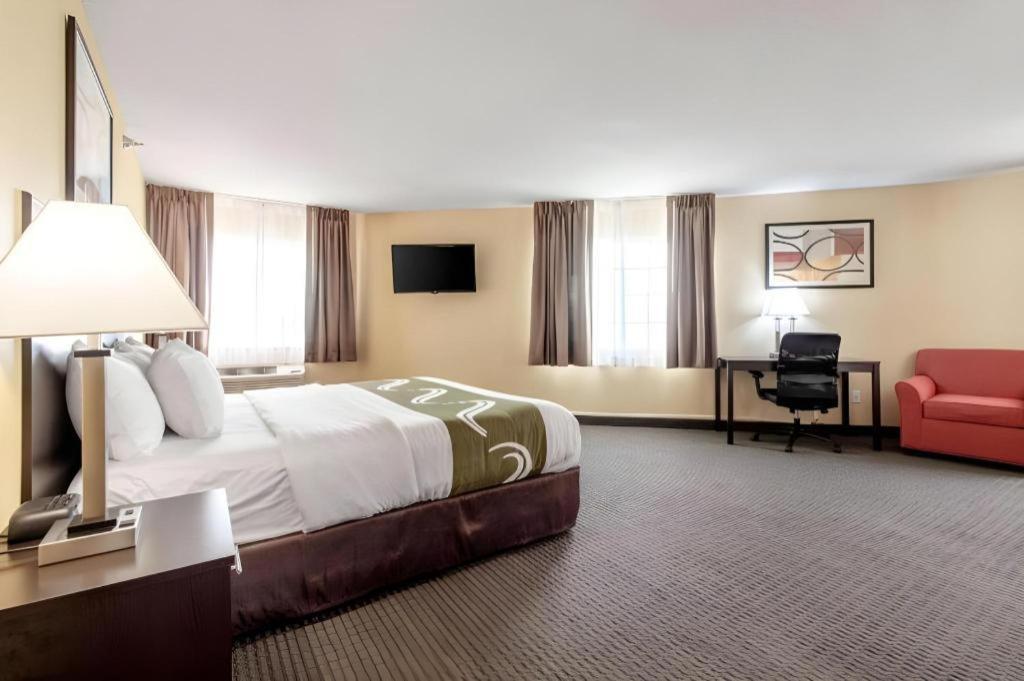 Quality Inn & Suites Arbor Ngoại thất bức ảnh