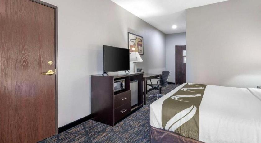 Quality Inn & Suites Arbor Ngoại thất bức ảnh