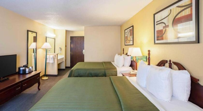 Quality Inn & Suites Arbor Ngoại thất bức ảnh